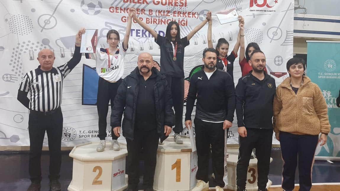 Bilek Güreşi Türkiye Grup Müsabakalarında 3 Gümüş Madalya Kazandık